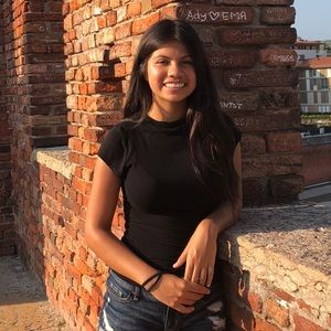 Meet your Posher, Michelle